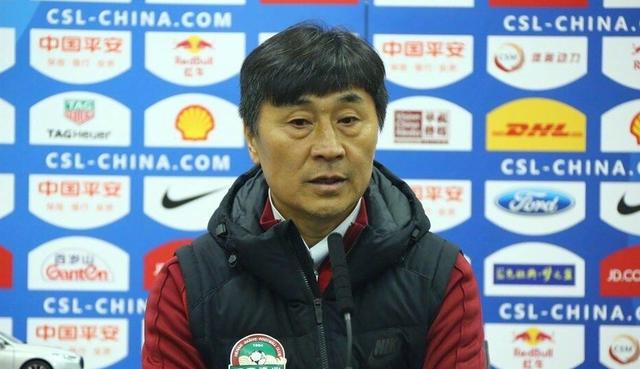男生操小萝莉